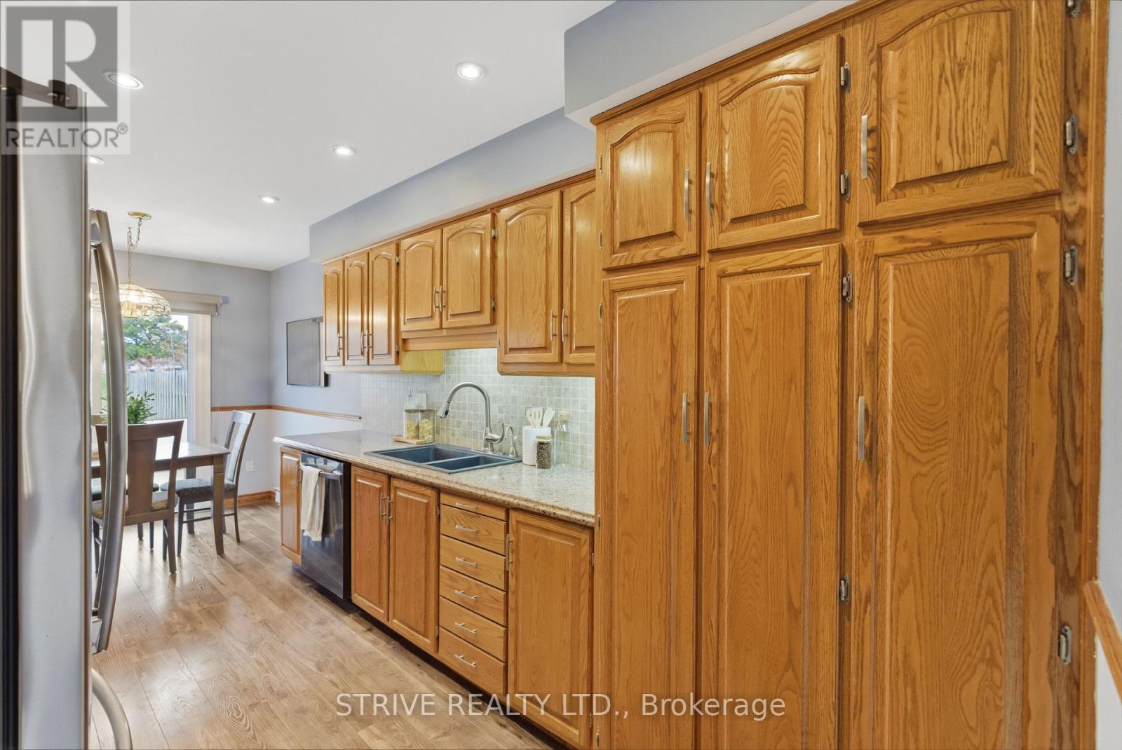 505 Salisbury Street, Oshawa, Ontario  L1J 6L9 - Photo 10 - E13063280