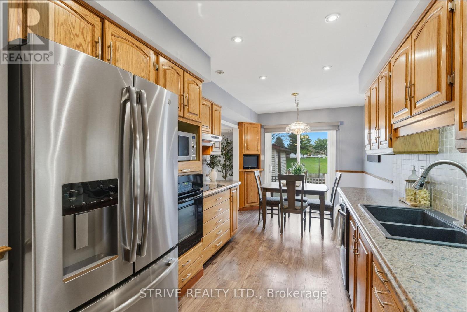505 Salisbury Street, Oshawa, Ontario  L1J 6L9 - Photo 11 - E13063280