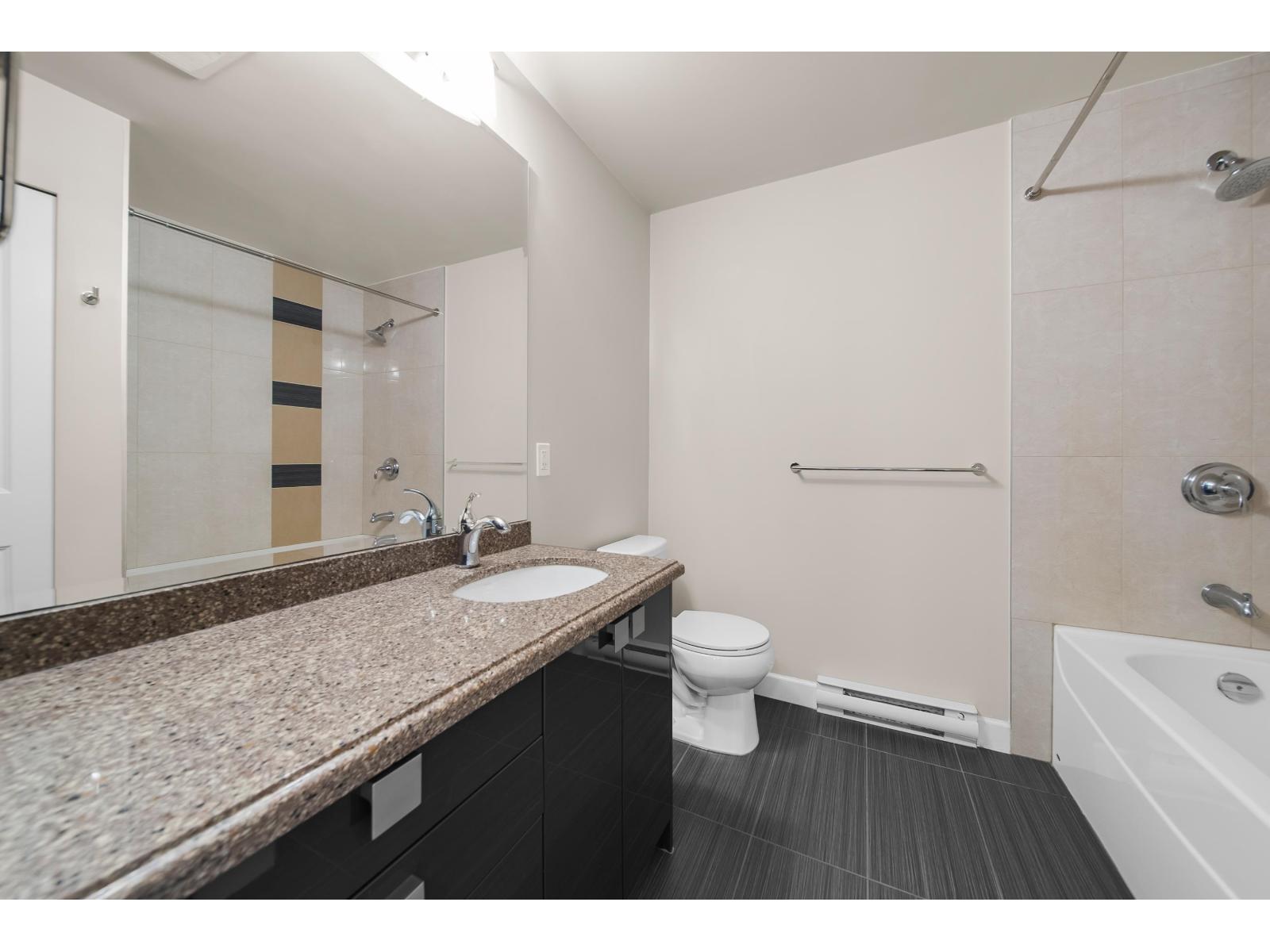 413 12039 64 Avenue, Surrey, British Columbia  V3W 0R7 - Photo 17 - R3117368