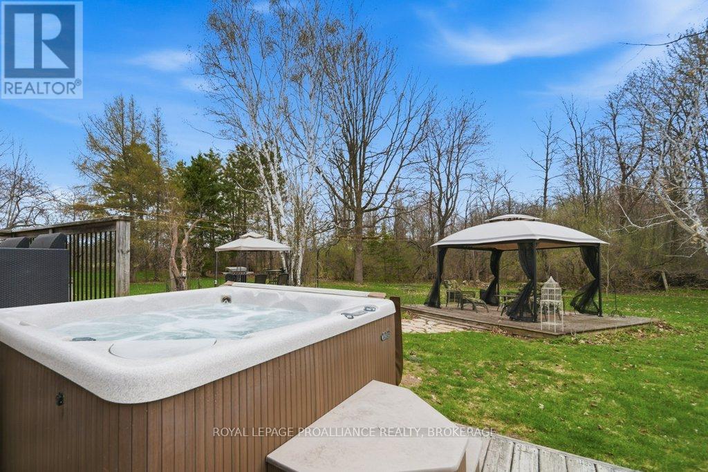 527 Bush Road, Rideau Lakes, Ontario  K0G 1E0 - Photo 30 - X13063288
