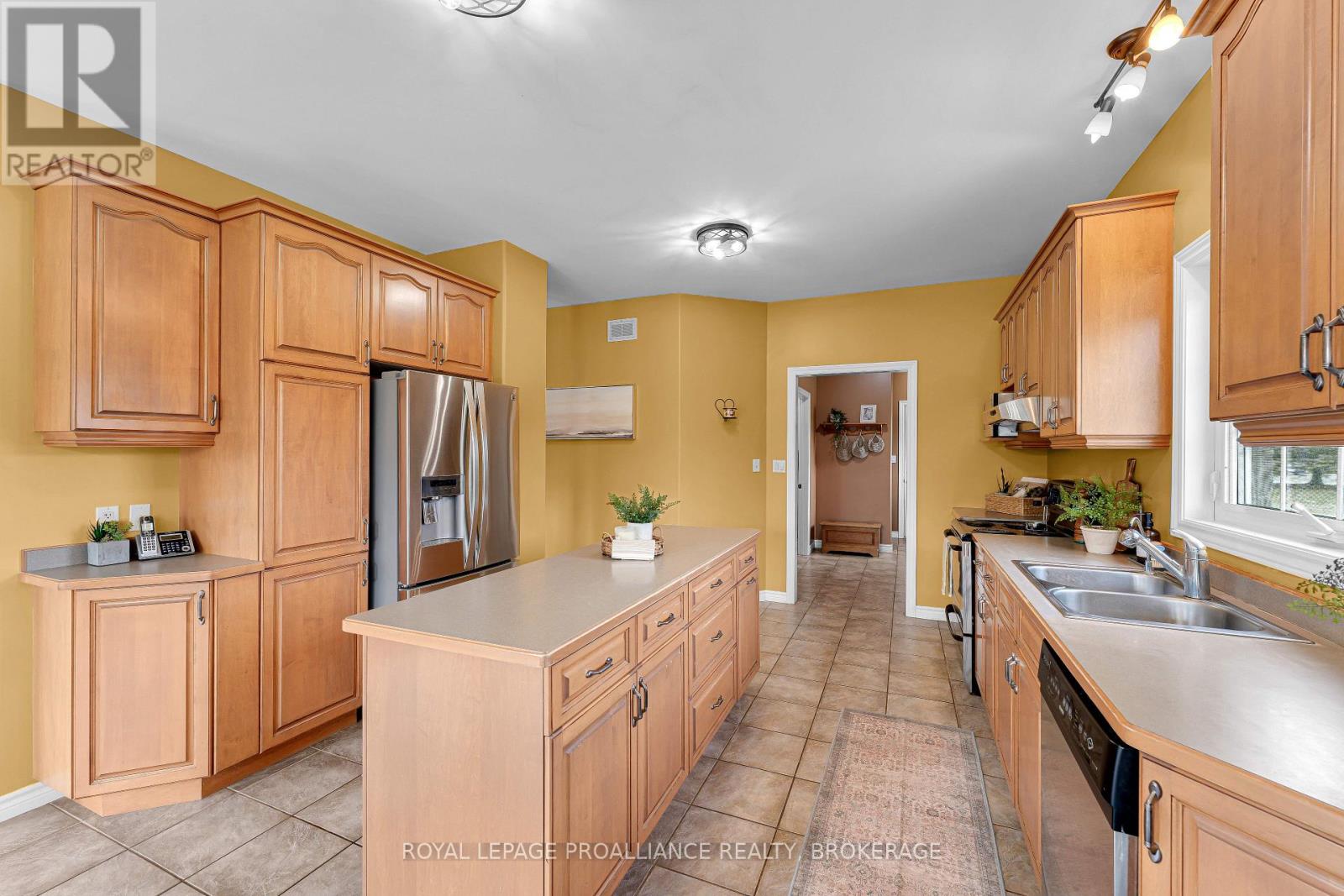 61 Conner Drive, Gananoque, Ontario  K7G 2V4 - Photo 18 - X13063302