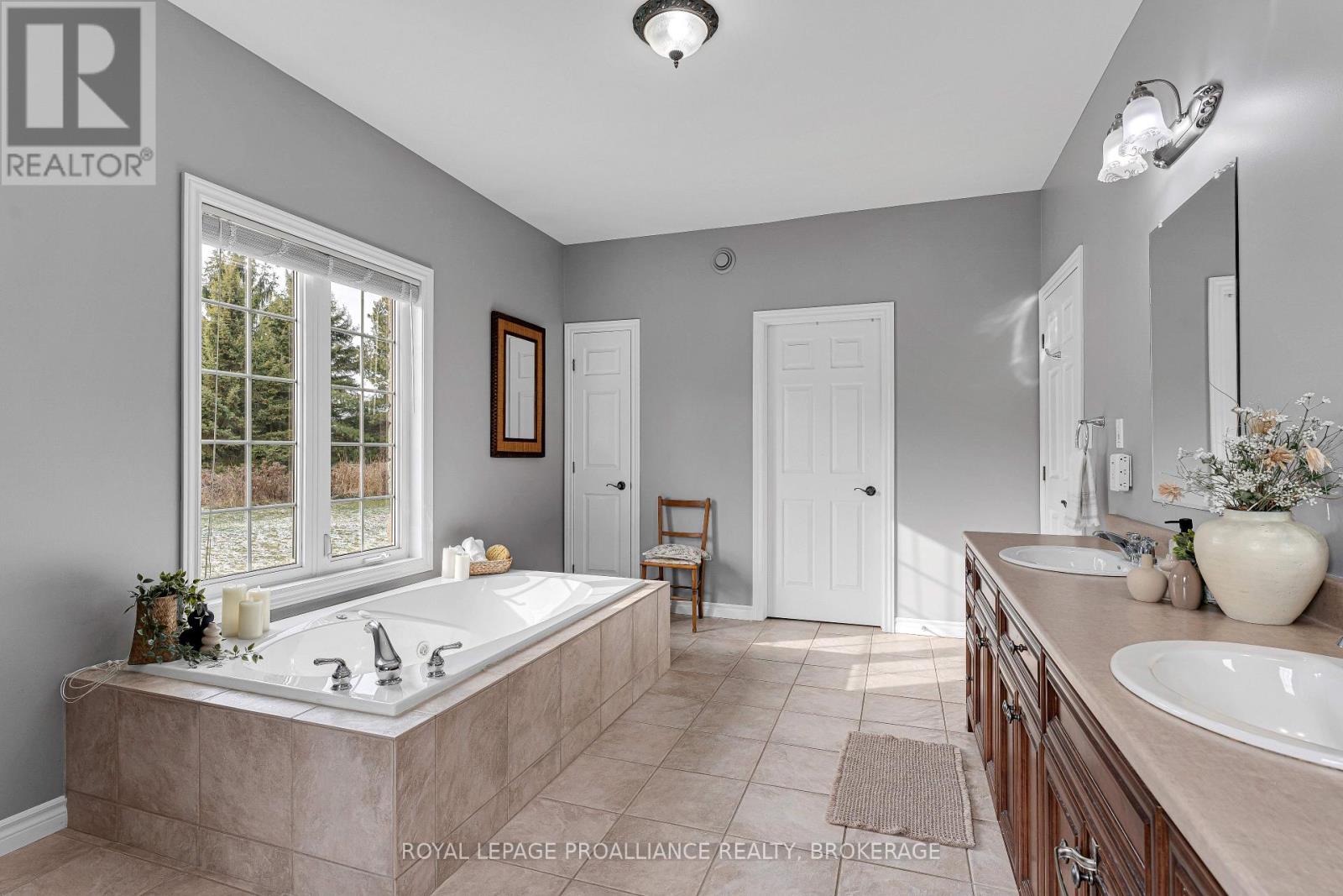 61 Conner Drive, Gananoque, Ontario  K7G 2V4 - Photo 27 - X13063302