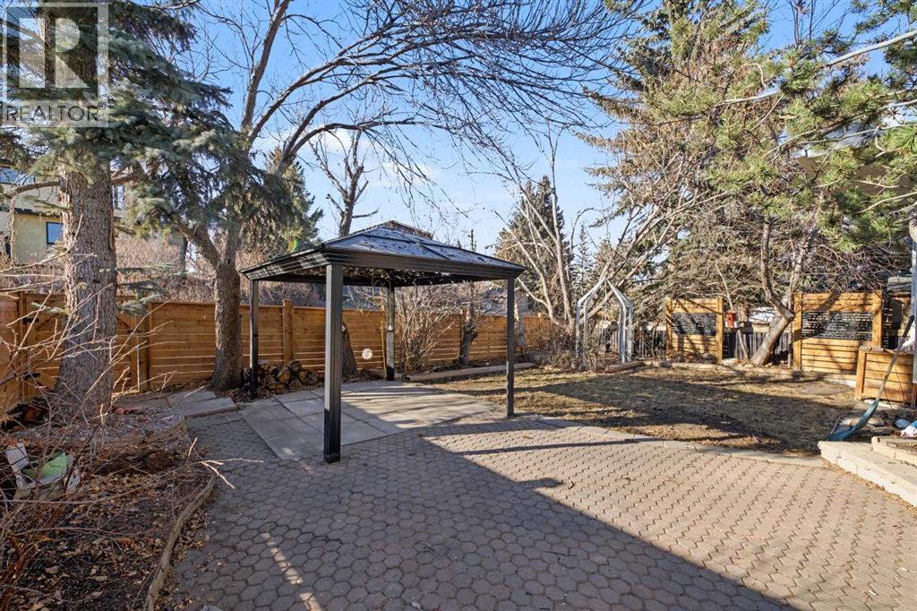188 Bernard Drive Nw, Calgary, Alberta  T3K 2B7 - Photo 31 - A2287043