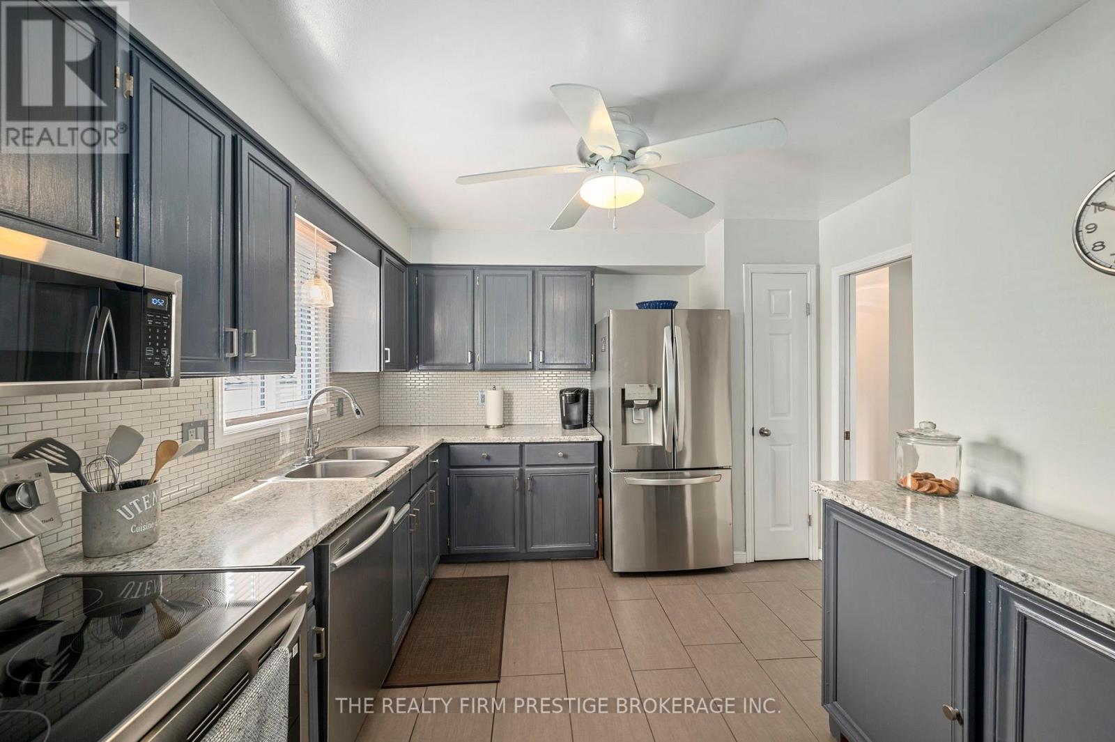 142 Portsmouth Crescent E, London East, Ontario  N5V 4C7 - Photo 12 - X13062986