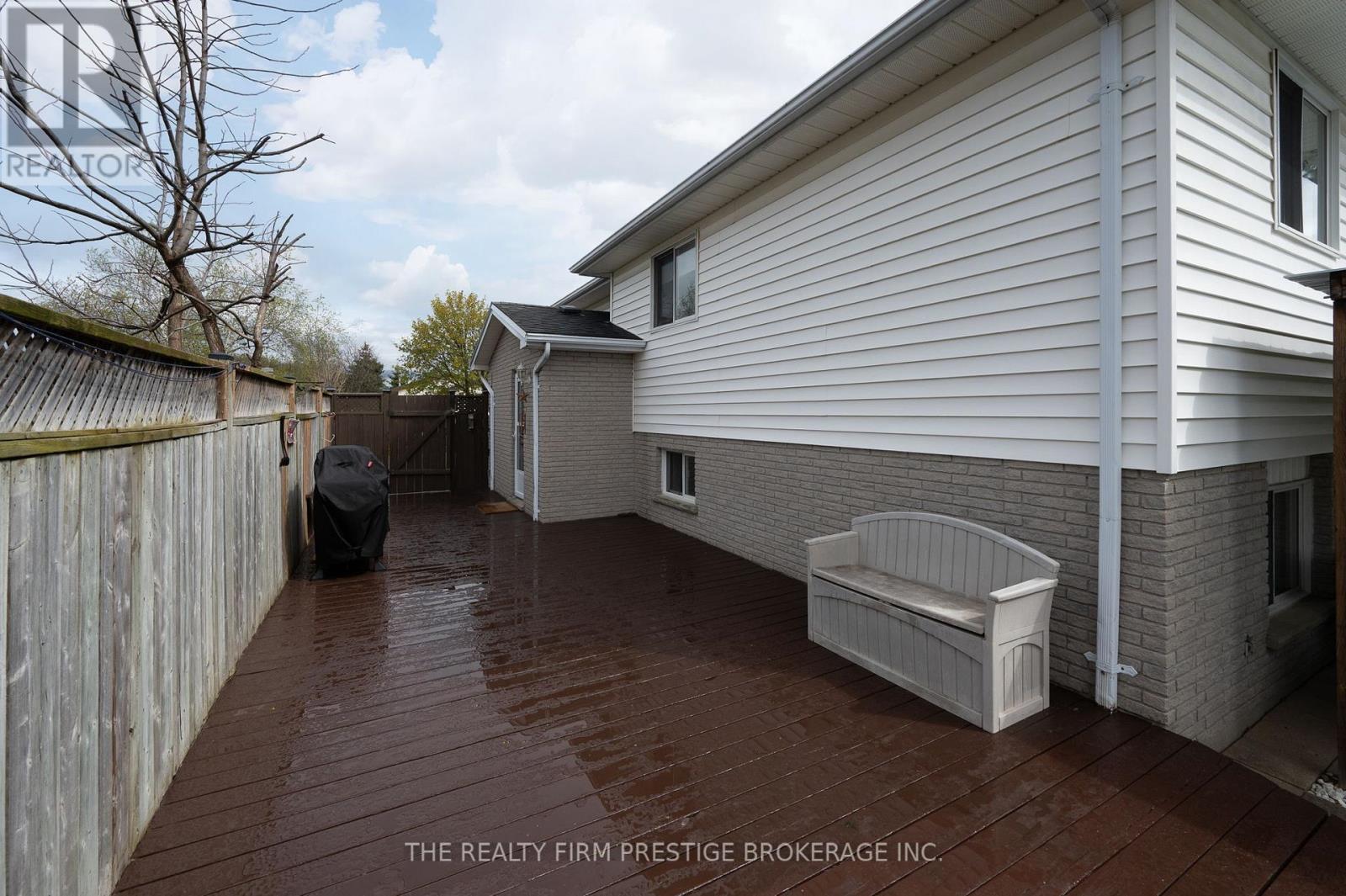 142 Portsmouth Crescent E, London East, Ontario  N5V 4C7 - Photo 27 - X13062986