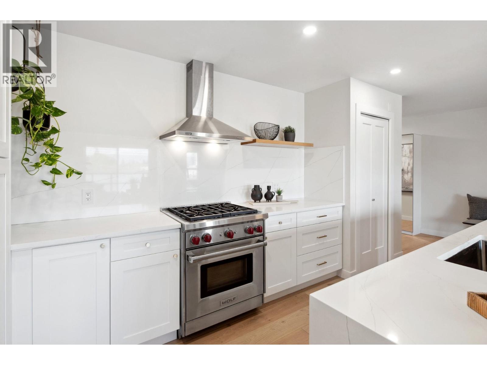 402 5790 E Boulevard, Vancouver, British Columbia  V6M 4M4 - Photo 7 - R3117045