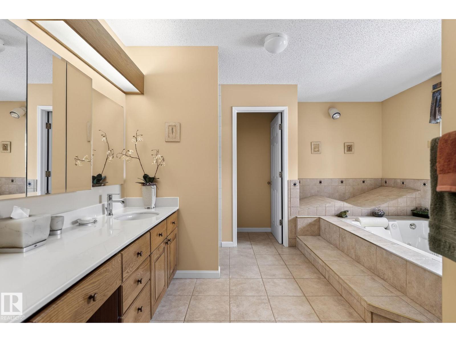 848 Wheeler Rd W Nw, Edmonton, Alberta  T6M 2E2 - Photo 37 - E4484846