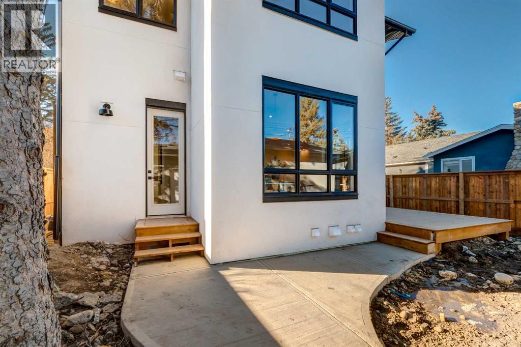 8812 33 Avenue Nw, Calgary, Alberta  T3B 1M5 - Photo 41 - A2299699