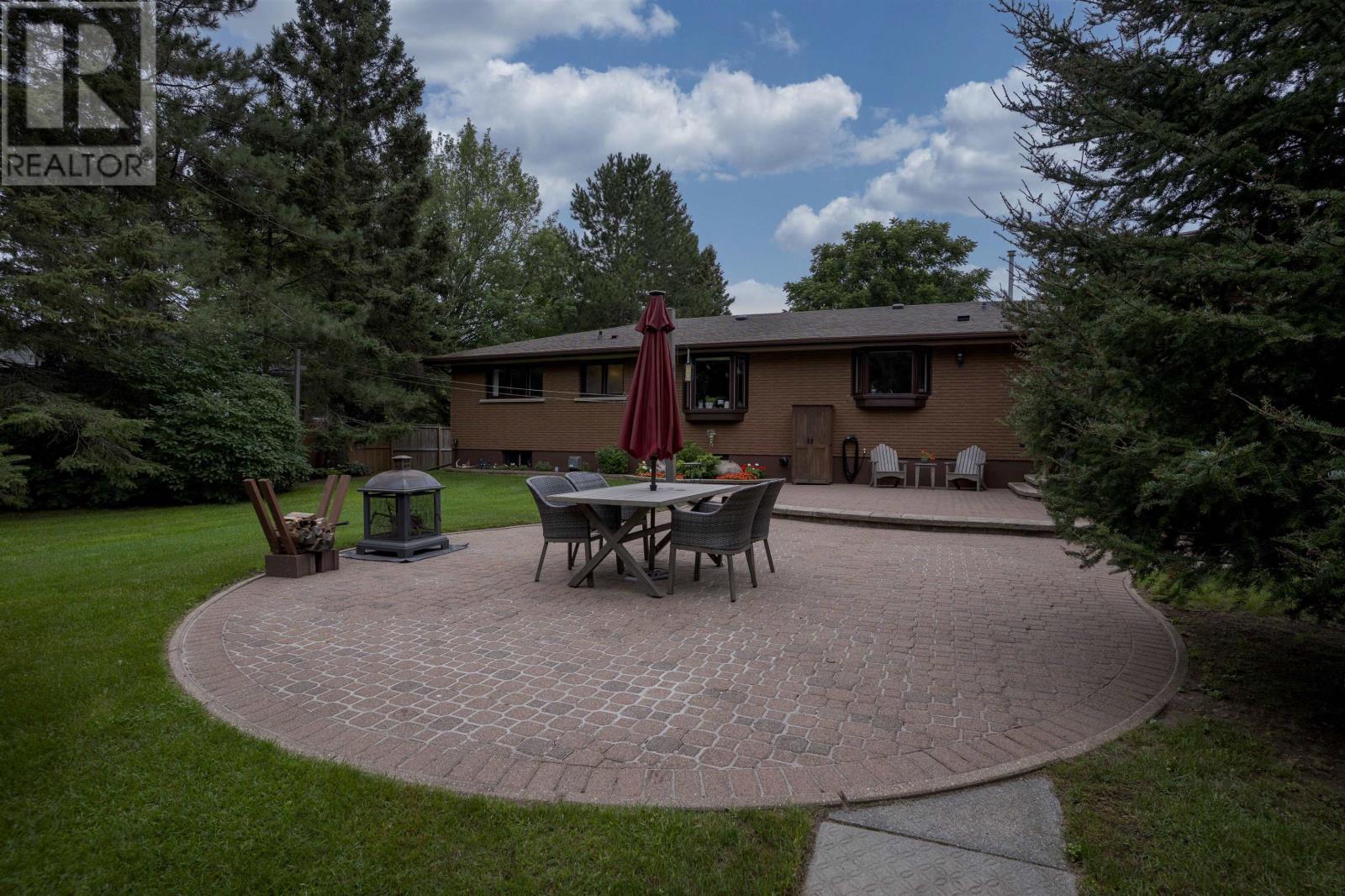 1710 Kerega Rd, Thunder Bay, Ontario  P7R 1L6 - Photo 2 - TB2600381