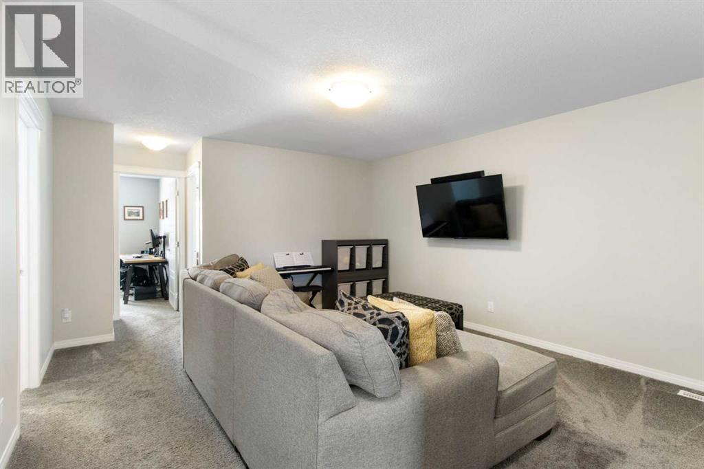 32 Wolf Creek Street SE, Calgary, Alberta  T2X 4V2 - Photo 17 - A2306273
