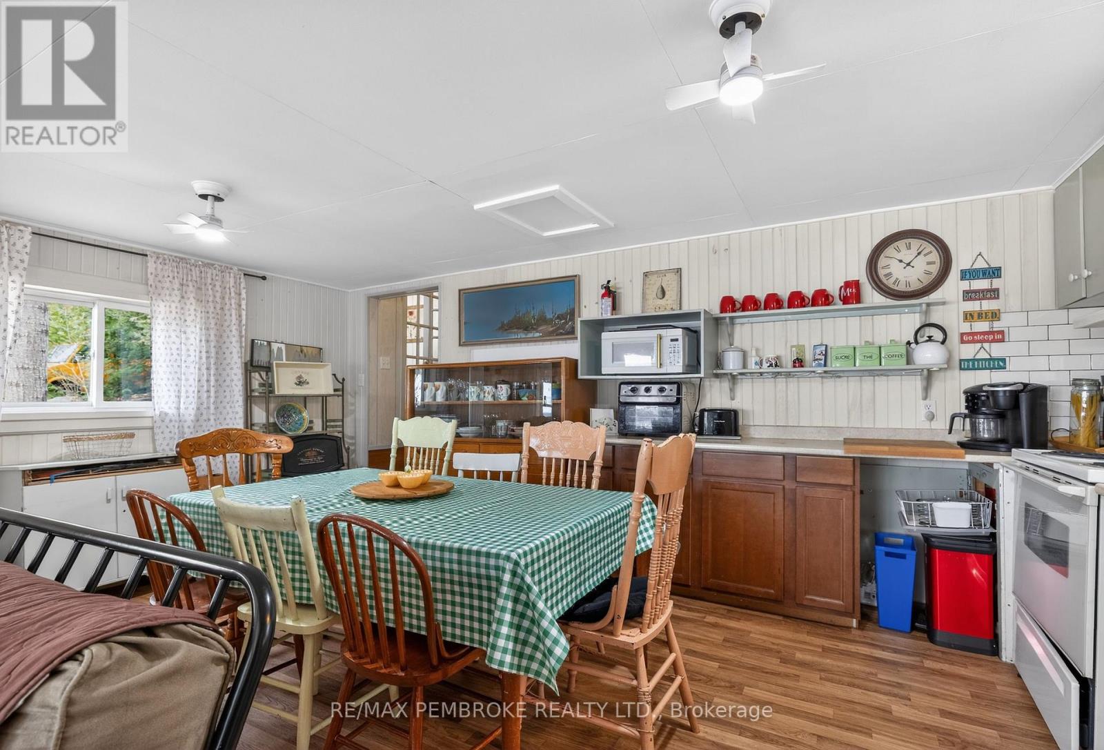 354 Greenway Drive, Whitewater Region, Ontario  K0J 2L0 - Photo 22 - X13063168