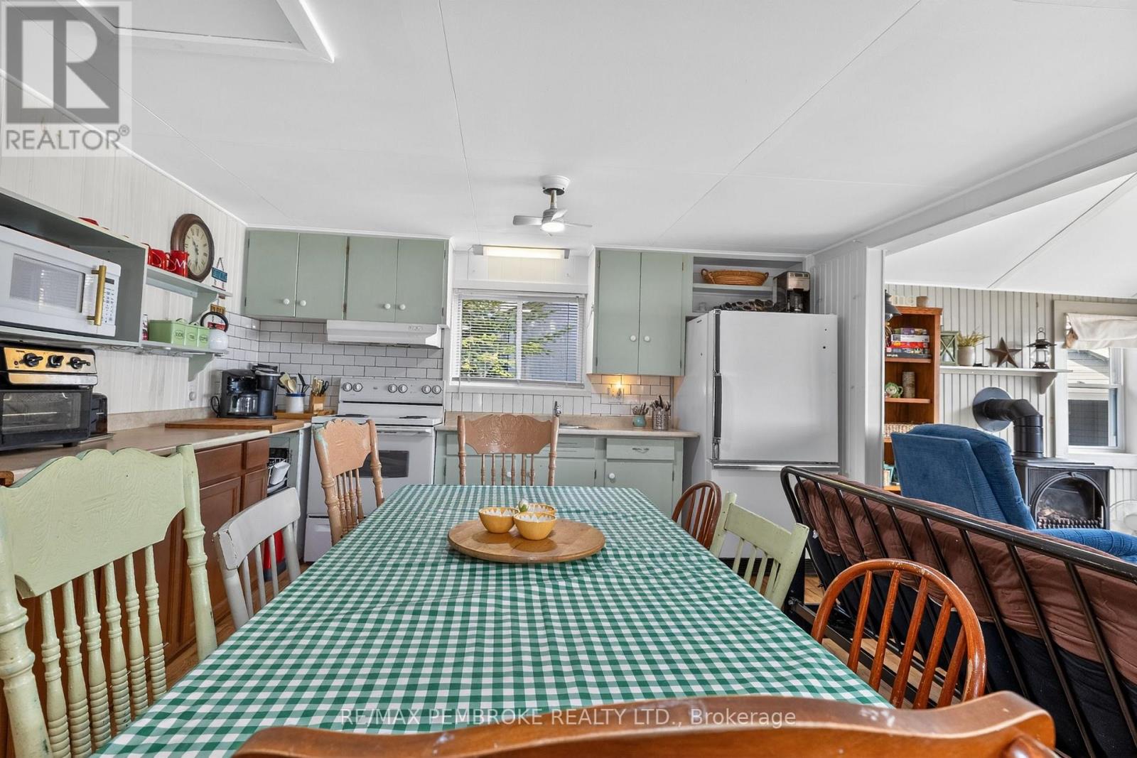 354 Greenway Drive, Whitewater Region, Ontario  K0J 2L0 - Photo 36 - X13063168