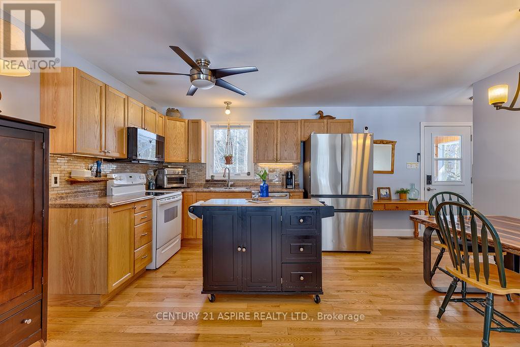 1576 Garden Of Eden Road, Horton, Ontario  K7V 3Z8 - Photo 11 - X13063248