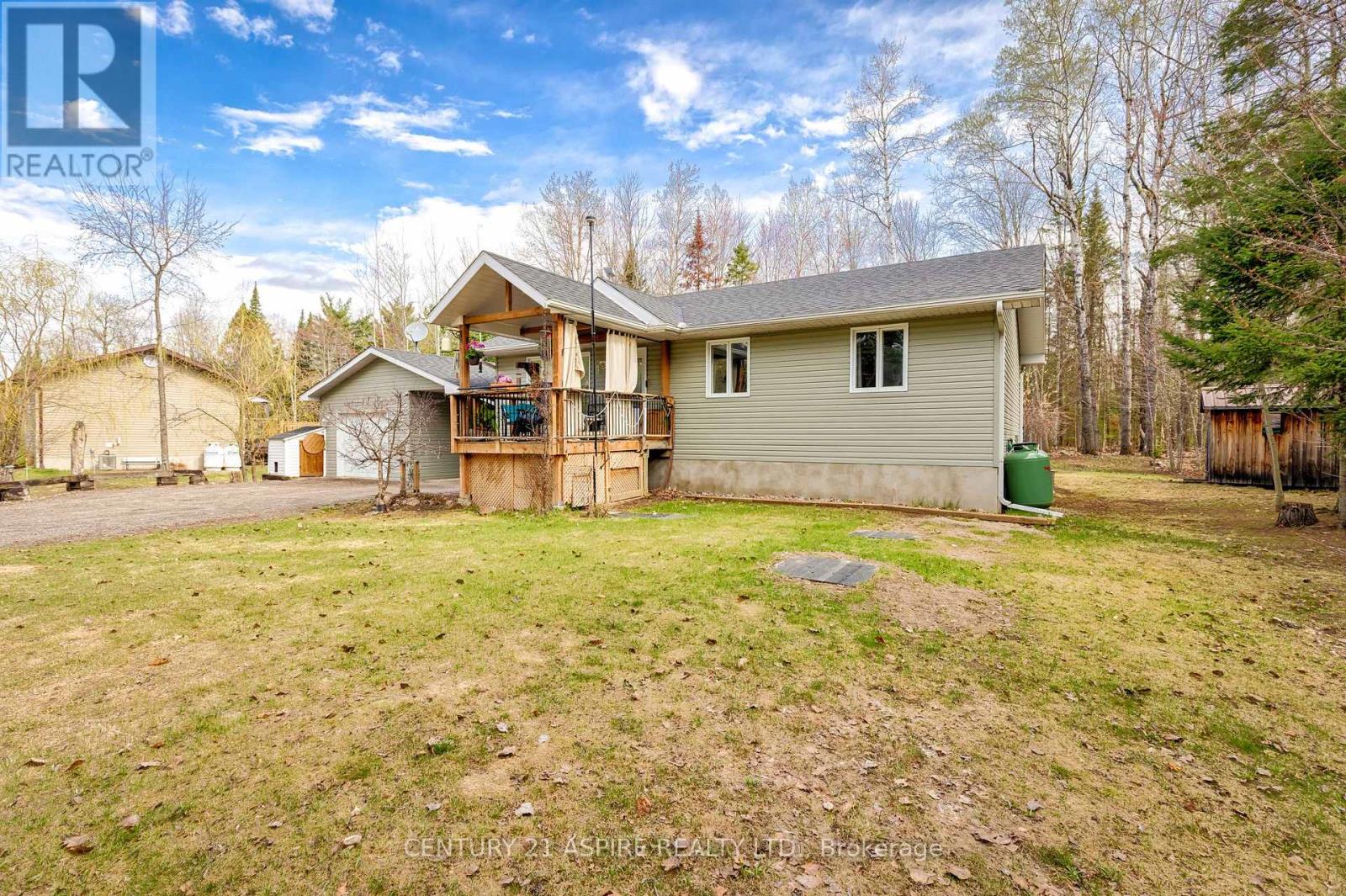 1576 Garden Of Eden Road, Horton, Ontario  K7V 3Z8 - Photo 2 - X13063248