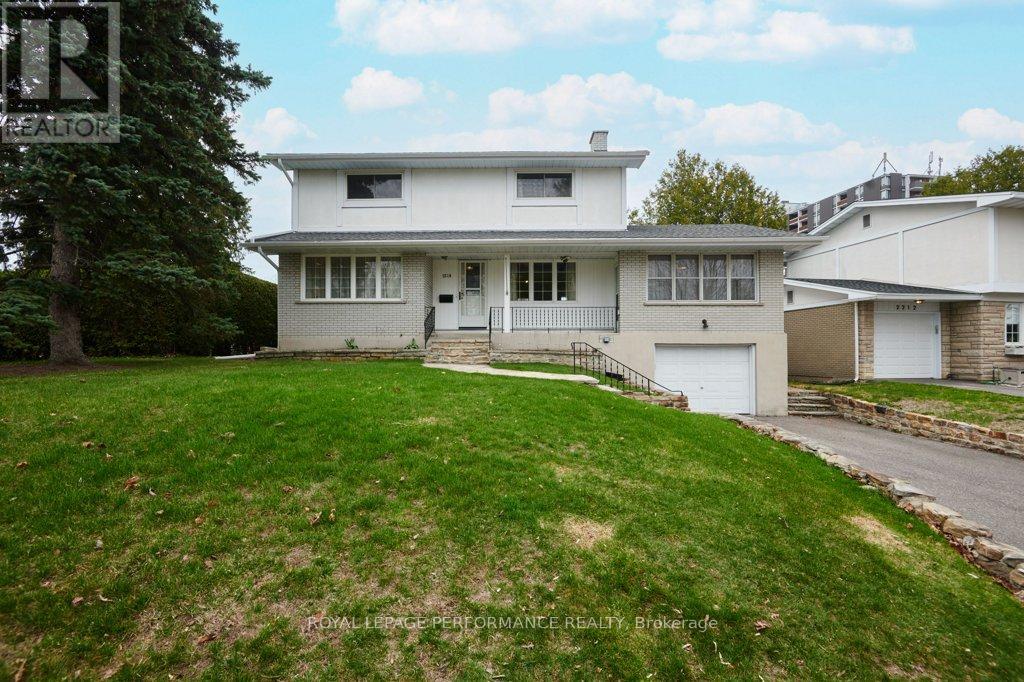 2218 ASTER STREET, Ottawa, Ontario