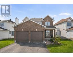 17 HUNTERSWOOD CRESCENT, Ottawa, Ontario