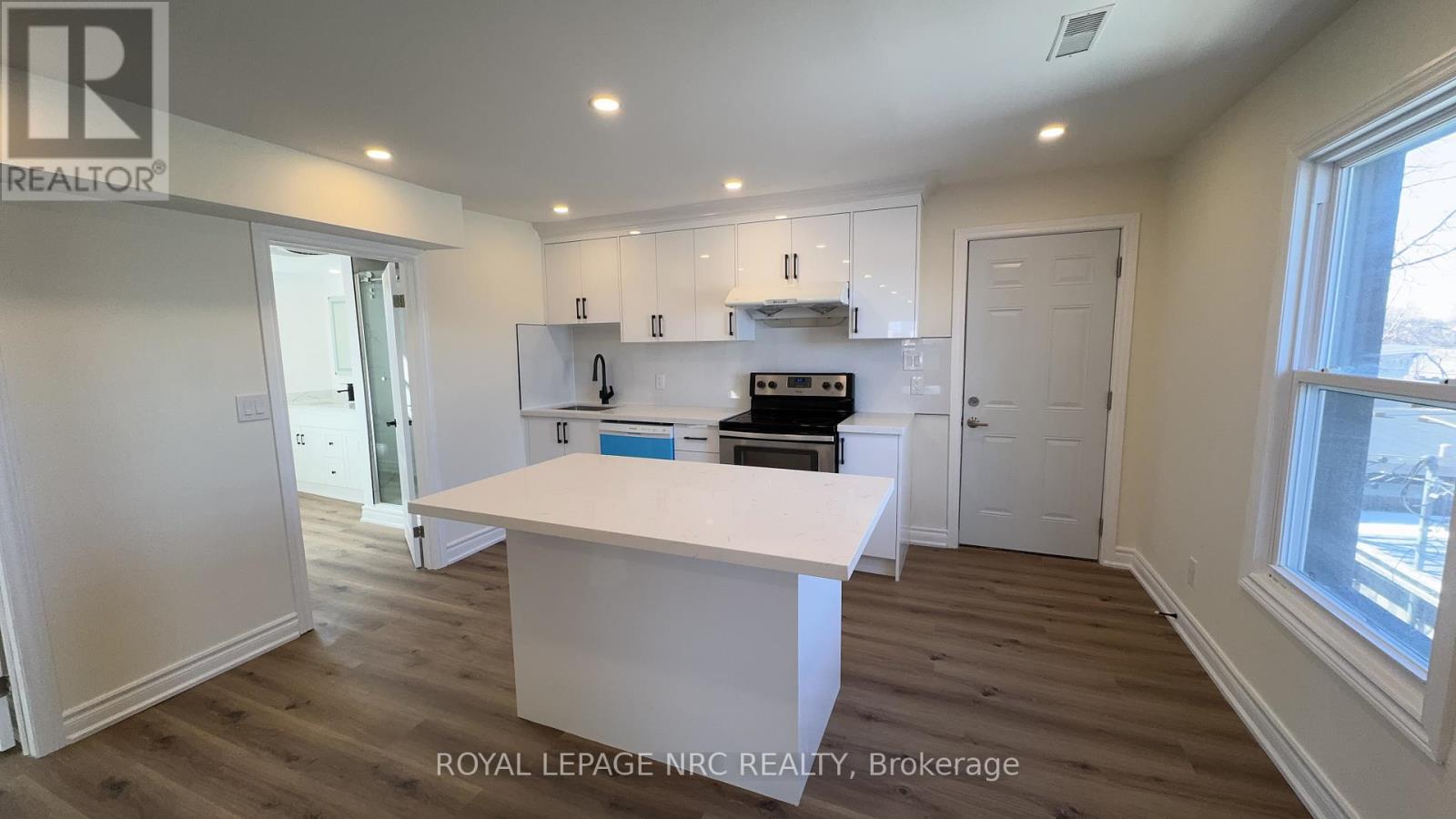 4677 Crysler Avenue, Niagara Falls, Ontario  L2E 3V7 - Photo 33 - X13063362