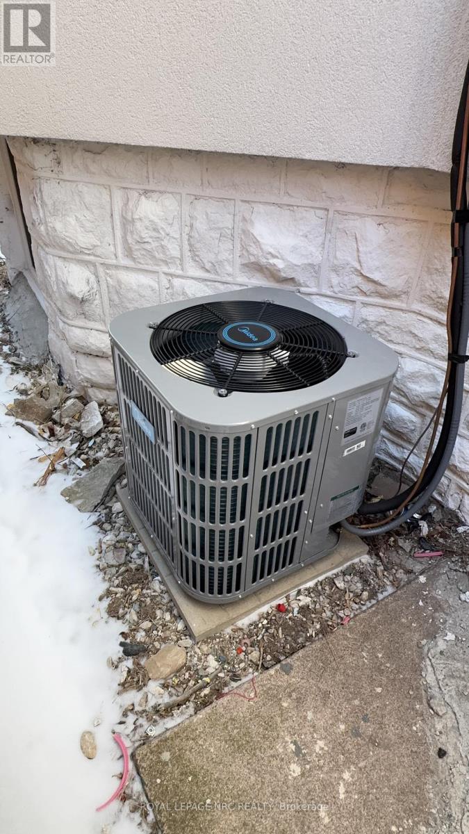 4677 Crysler Avenue, Niagara Falls, Ontario  L2E 3V7 - Photo 41 - X13063362