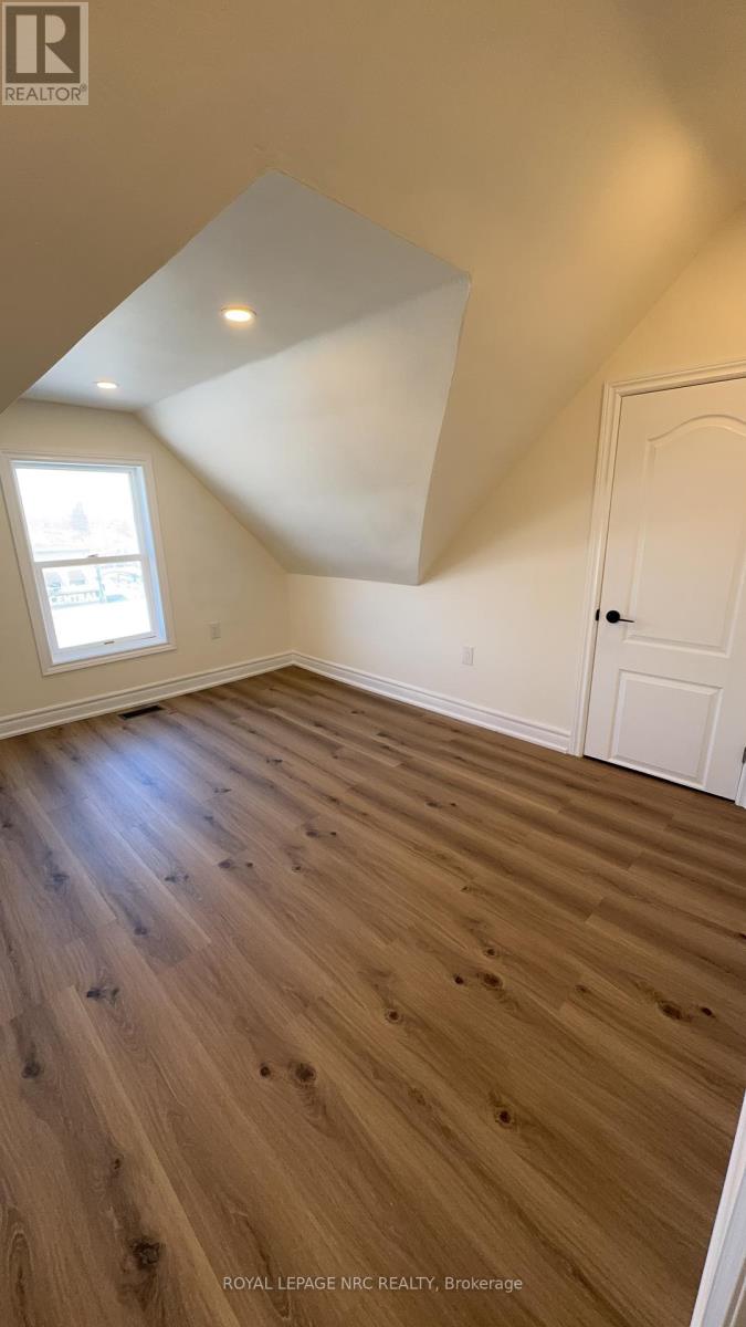 4677 Crysler Avenue, Niagara Falls, Ontario  L2E 3V7 - Photo 43 - X13063362