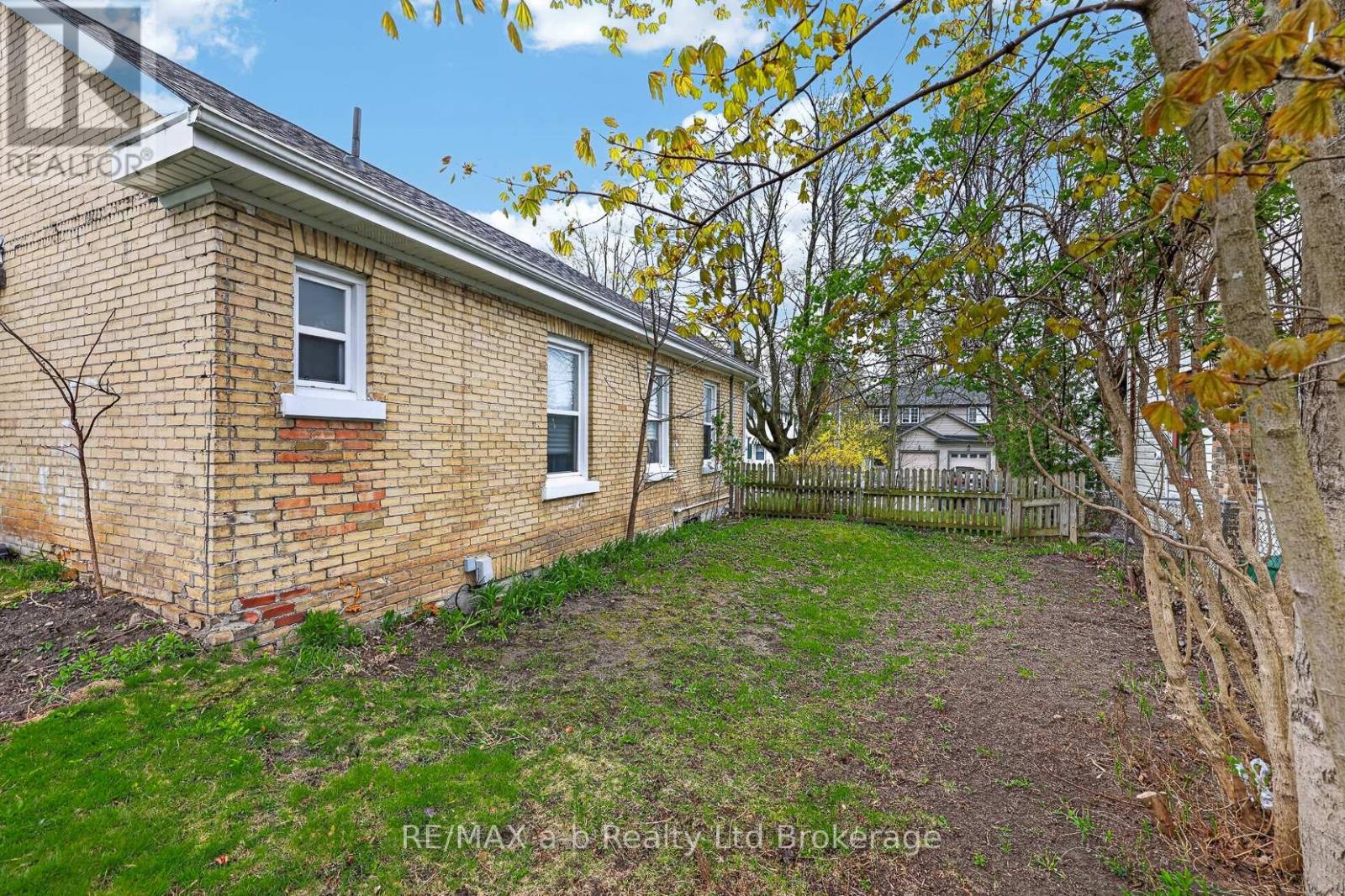 681 George Street, Woodstock, Ontario  N4S 4K2 - Photo 11 - X13063214