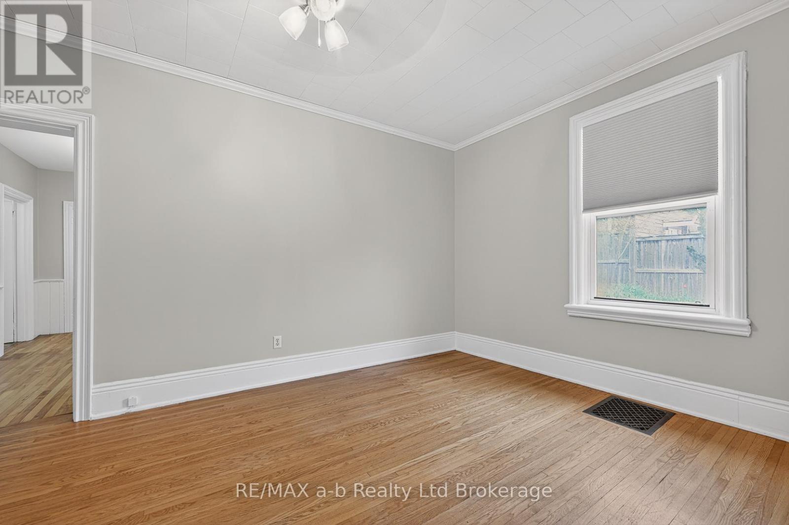 681 George Street, Woodstock, Ontario  N4S 4K2 - Photo 18 - X13063214
