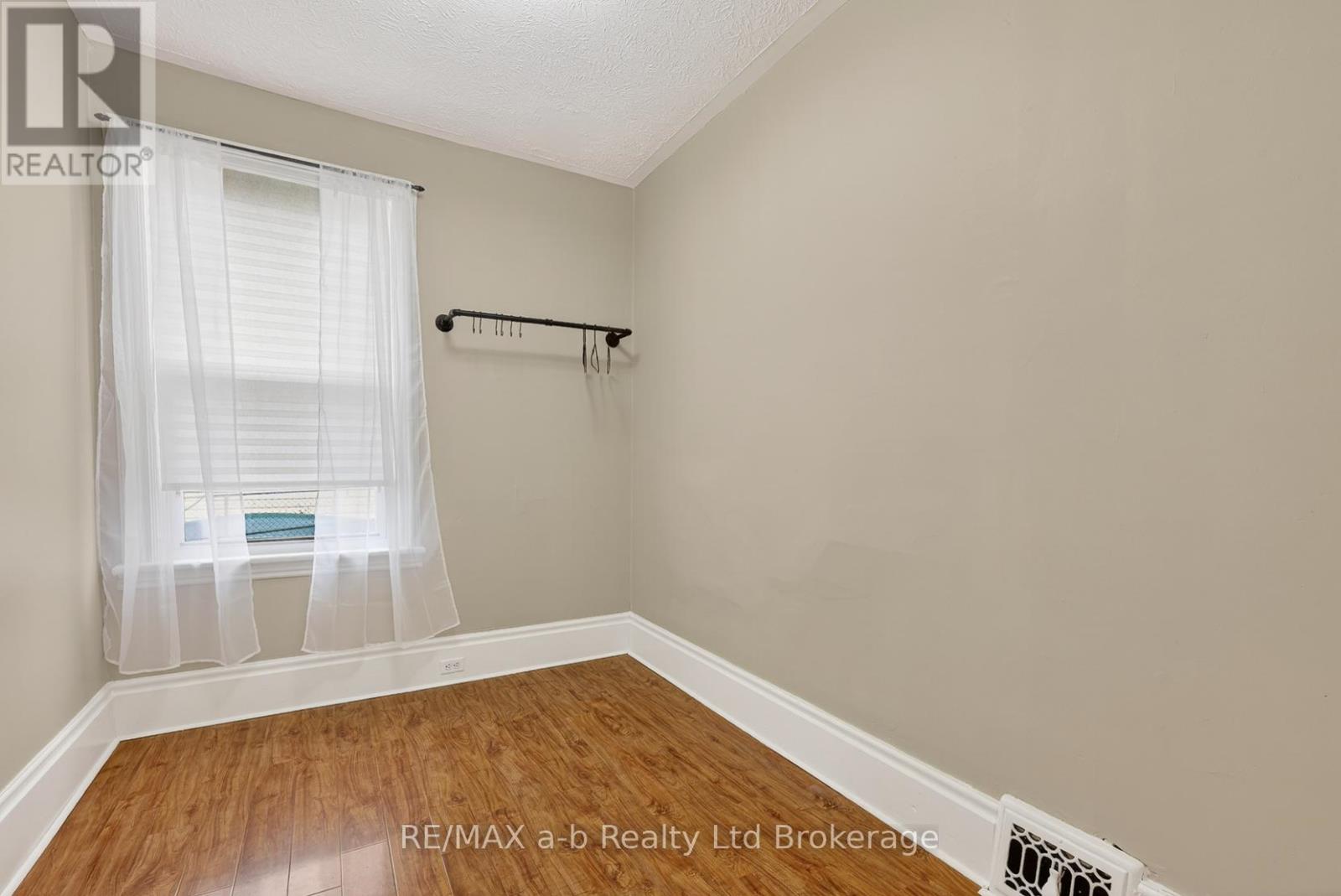 681 George Street, Woodstock, Ontario  N4S 4K2 - Photo 25 - X13063214