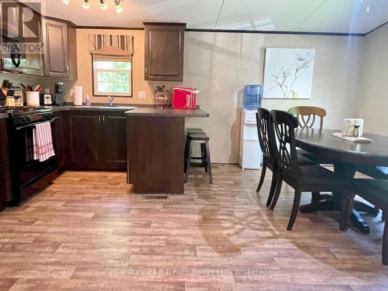 439 Springwater Crescent, Bracebridge, Ontario  P1L 1W9 - Photo 29 - X12884884