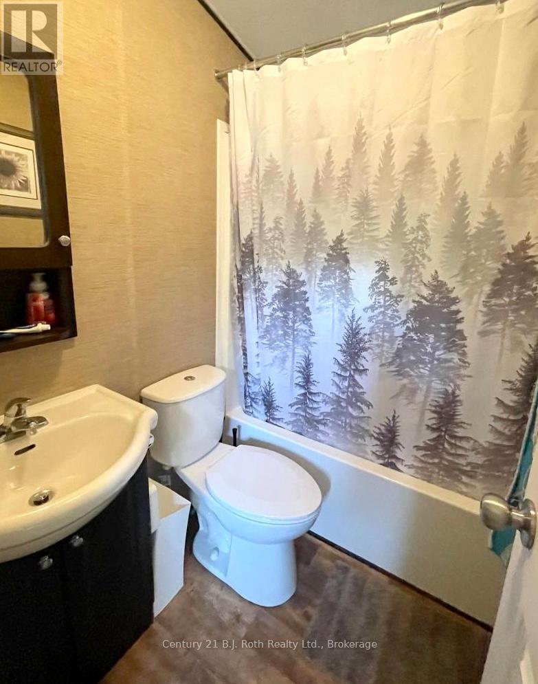 439 Springwater Crescent, Bracebridge, Ontario  P1L 1W9 - Photo 34 - X12884884