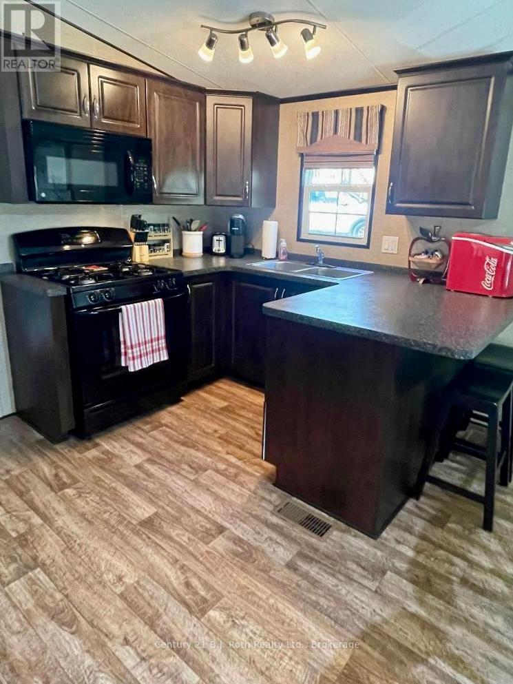 439 Springwater Crescent, Bracebridge, Ontario  P1L 1W9 - Photo 24 - X12884884