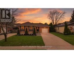 105 GIBSON CRESCENT, Lucan Biddulph, Ontario