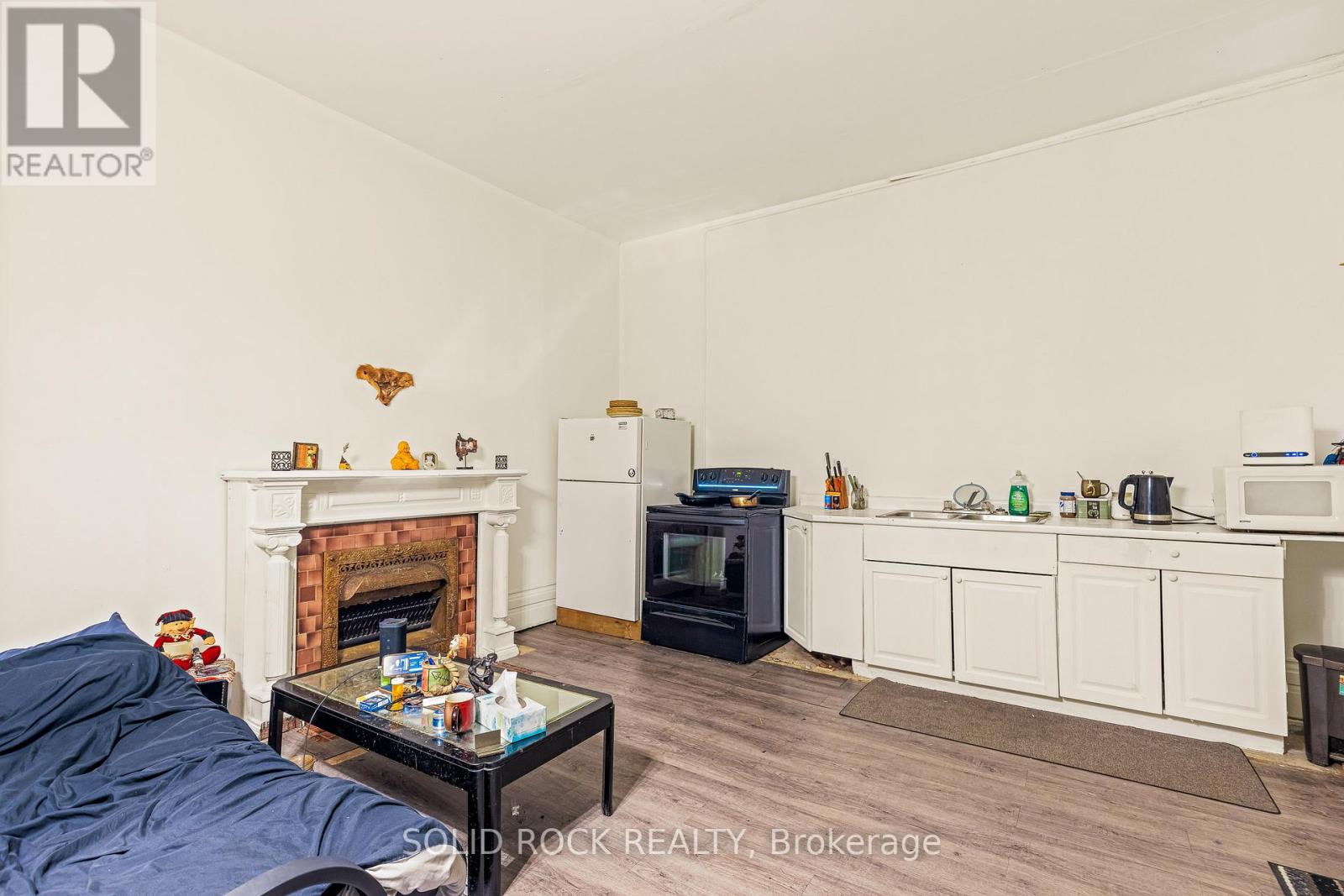 69 King Street E, Brockville, Ontario  K6V 1B2 - Photo 4 - X12829322