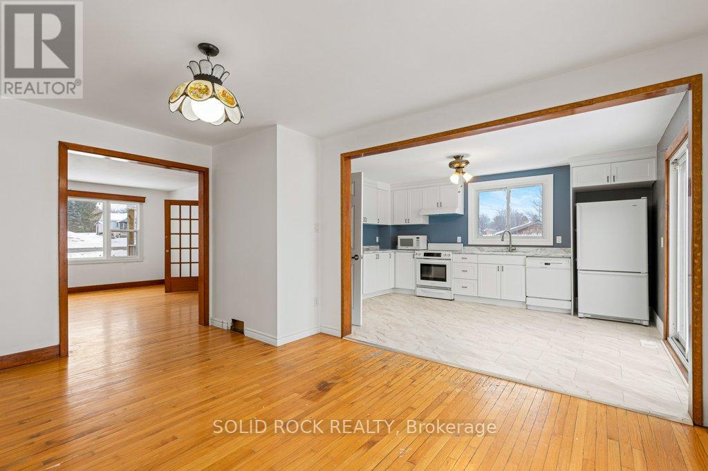 231 County 2 Road, Edwardsburgh/cardinal, Ontario  K0E 1E0 - Photo 17 - X12799606