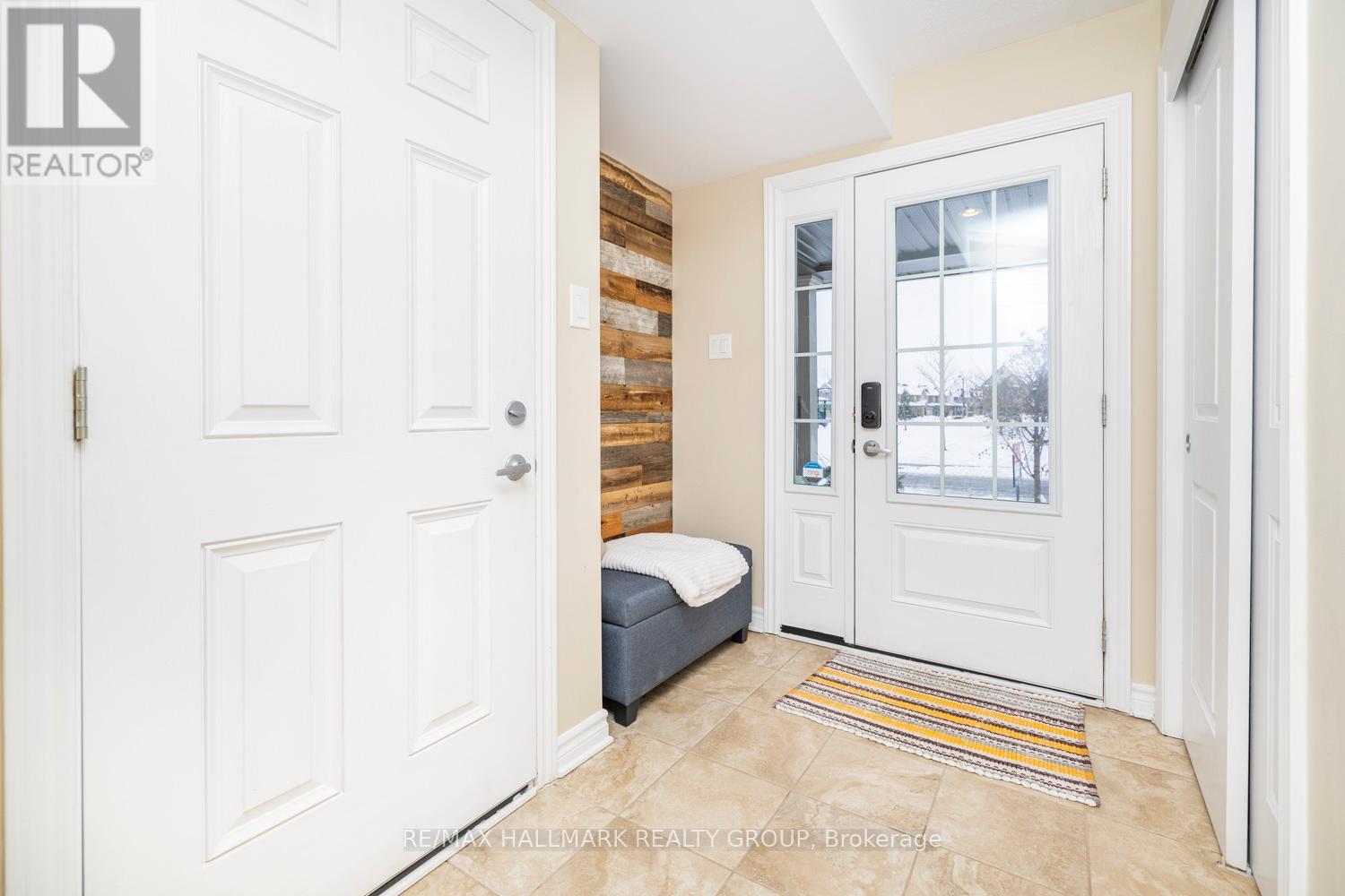 226 Halyard Way, Ottawa, Ontario  K1S 4E6 - Photo 4 - X13019974