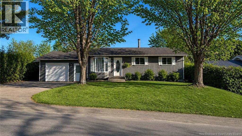 151 St John Street, Woodstock, New Brunswick  E7M 2T9 - Photo 2 - NB138261