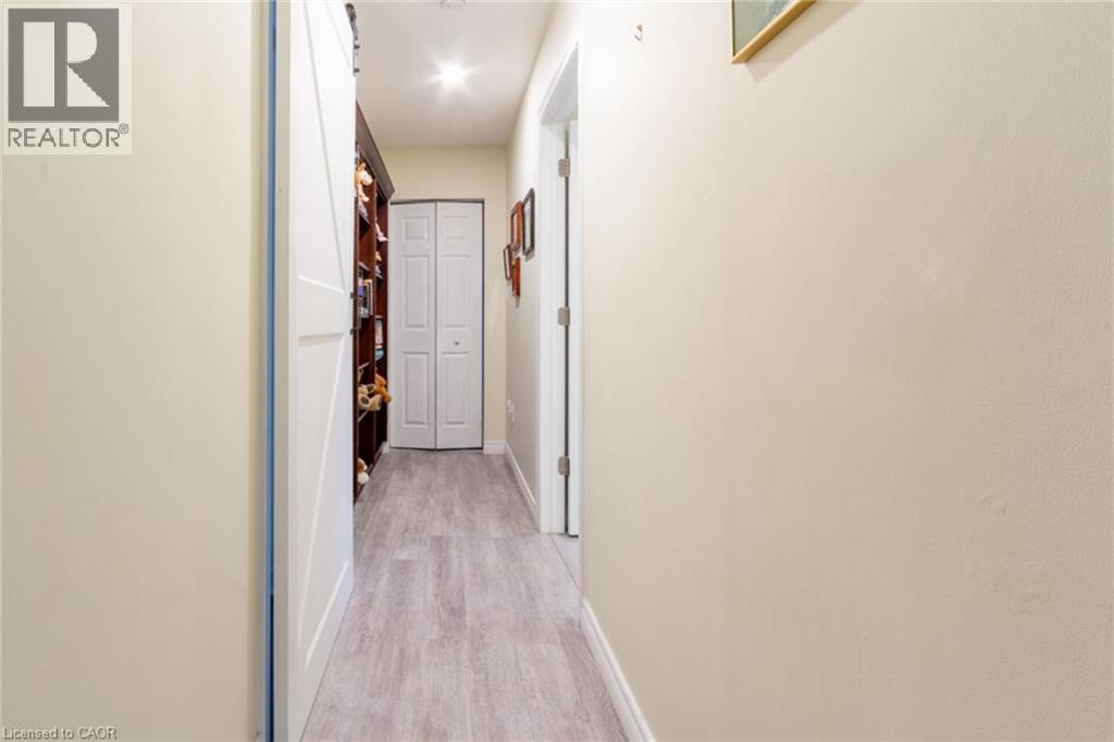 899 Hazel Street, Burlington, Ontario  L7R 3X1 - Photo 10 - 40825783