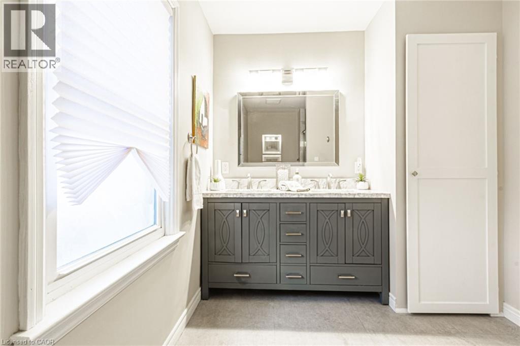 899 Hazel Street, Burlington, Ontario  L7R 3X1 - Photo 14 - 40825783