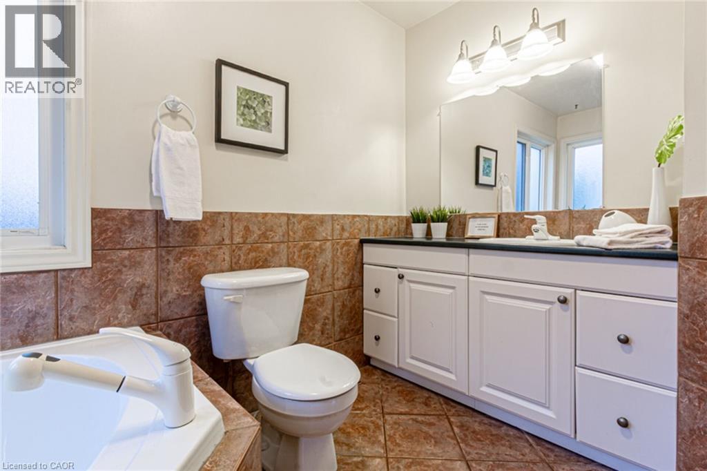 899 Hazel Street, Burlington, Ontario  L7R 3X1 - Photo 17 - 40825783