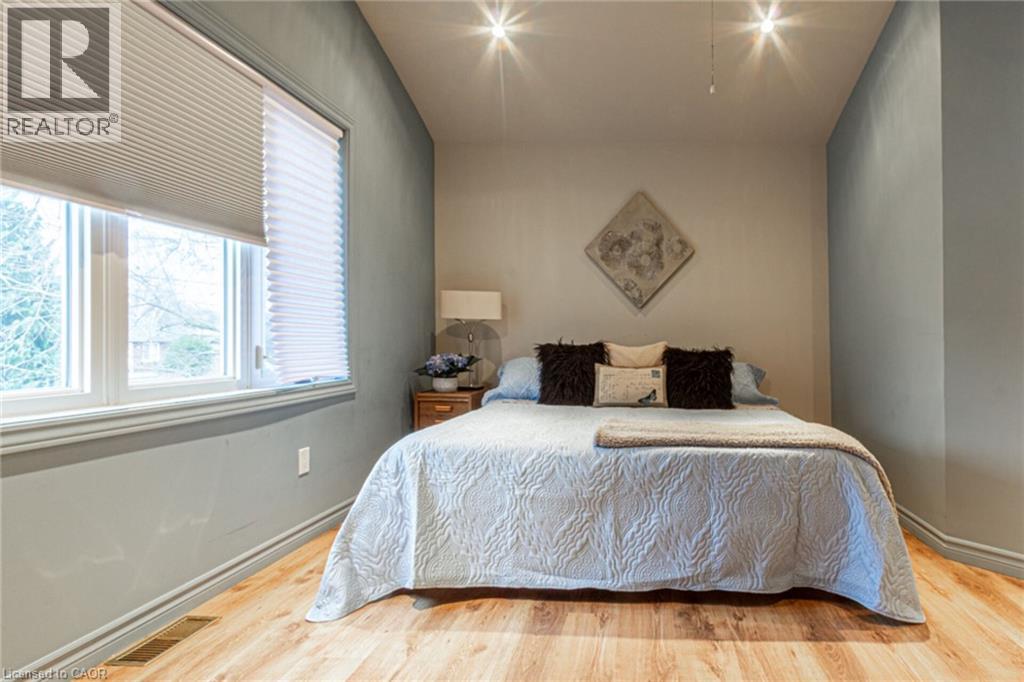 899 Hazel Street, Burlington, Ontario  L7R 3X1 - Photo 20 - 40825783