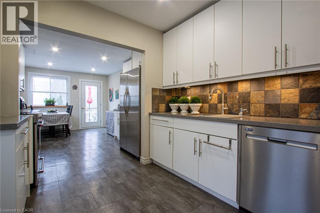 899 Hazel Street, Burlington, Ontario  L7R 3X1 - Photo 5 - 40825783