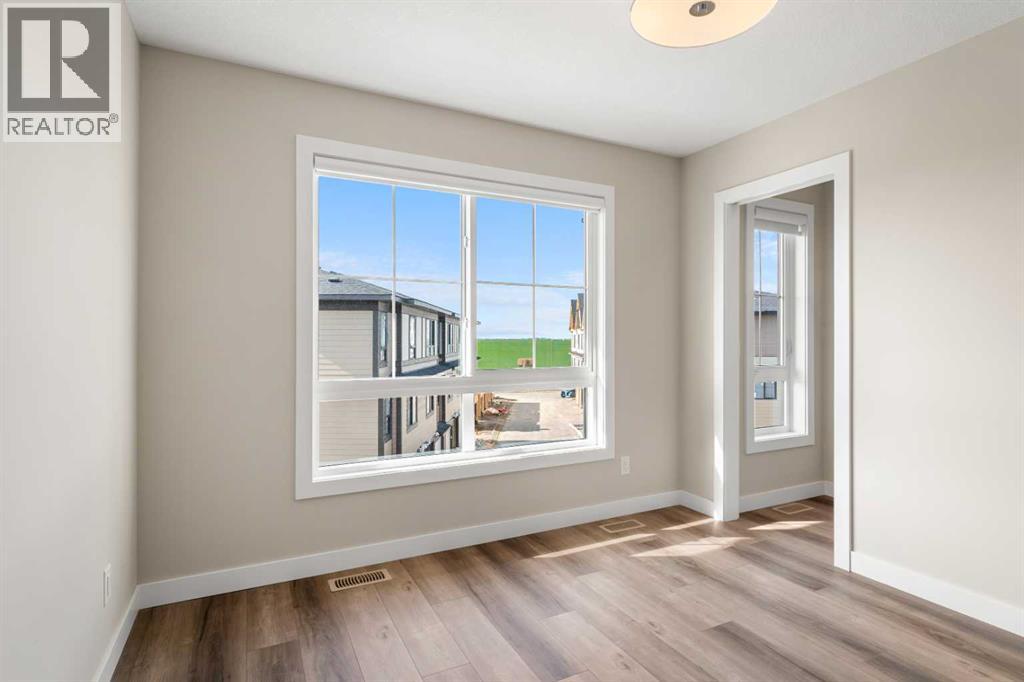 72, 285 Chelsea Court, Chestermere, Alberta  T1X 2W7 - Photo 21 - A2306065