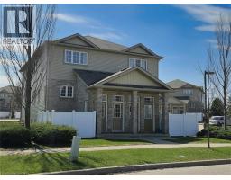 242 WESTMEADOW Drive Unit# B, Kitchener, Ontario