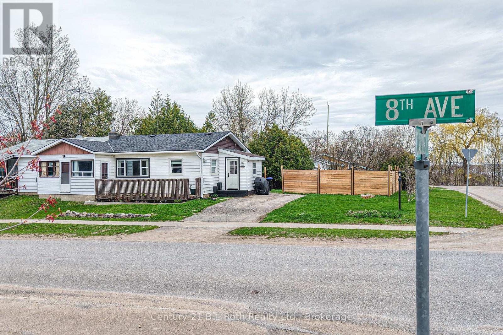 817 EIGHTH AVENUE, tay (port mcnicoll), Ontario