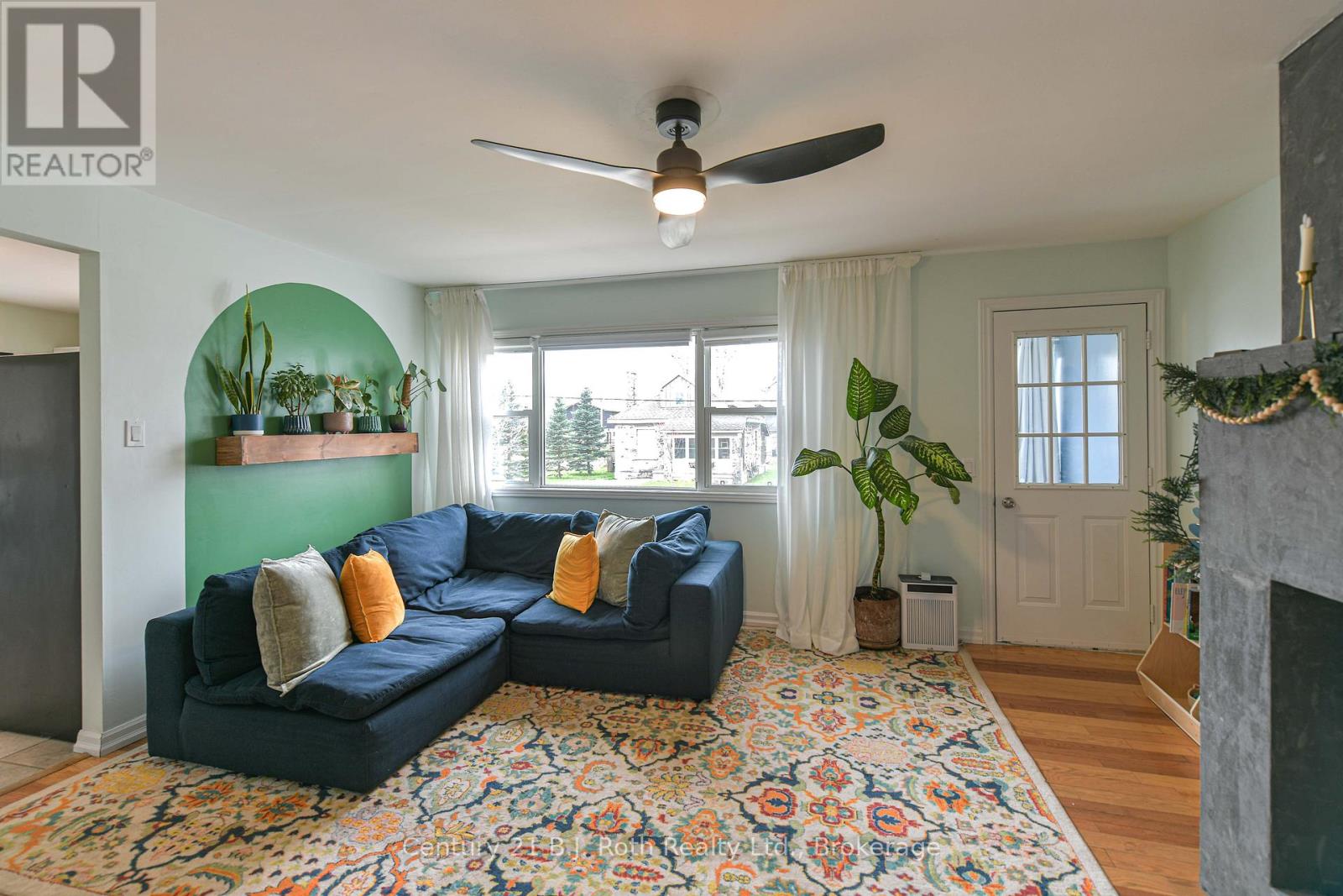 817 Eighth Avenue, Tay (Port Mcnicoll), Ontario  L0K 1R0 - Photo 23 - S13063244