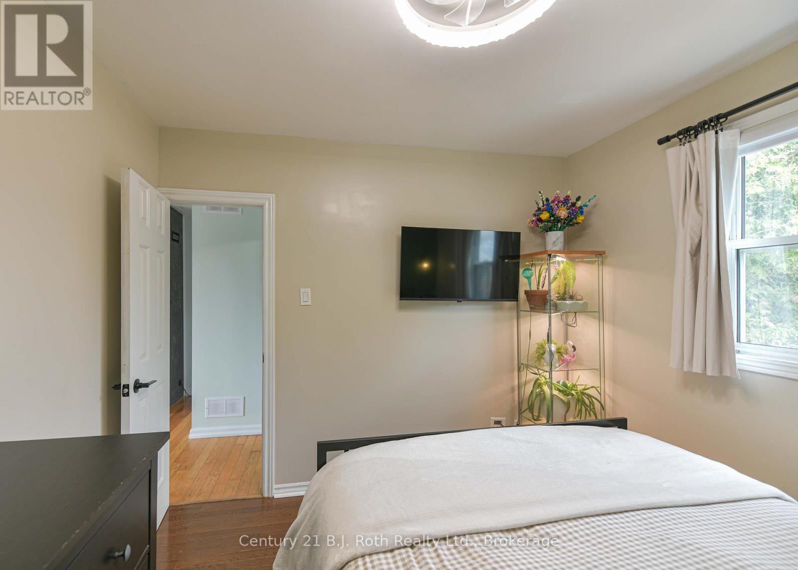 817 Eighth Avenue, Tay (Port Mcnicoll), Ontario  L0K 1R0 - Photo 30 - S13063244