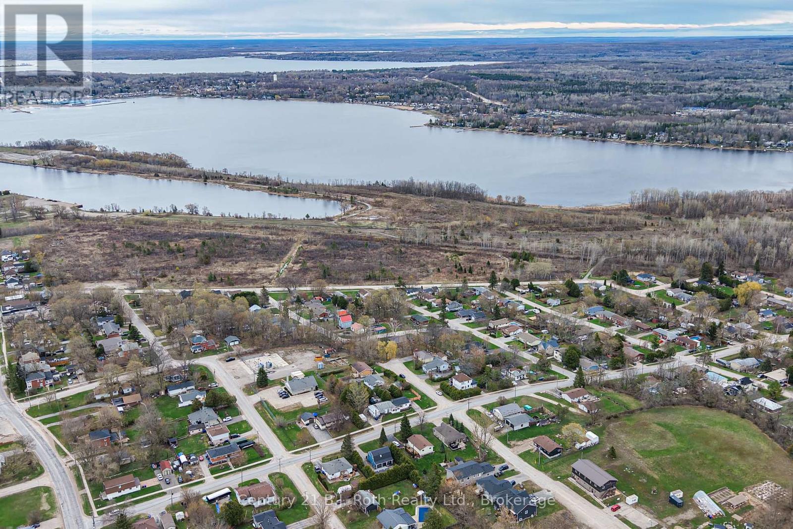 817 Eighth Avenue, Tay (Port Mcnicoll), Ontario  L0K 1R0 - Photo 5 - S13063244