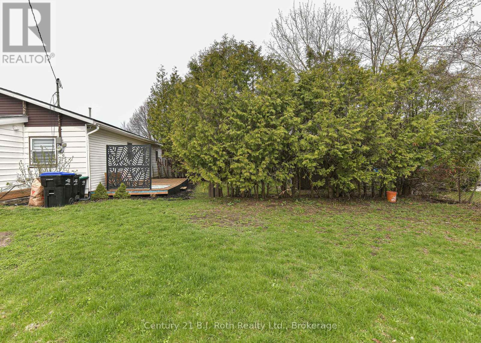 817 Eighth Avenue, Tay (Port Mcnicoll), Ontario  L0K 1R0 - Photo 7 - S13063244