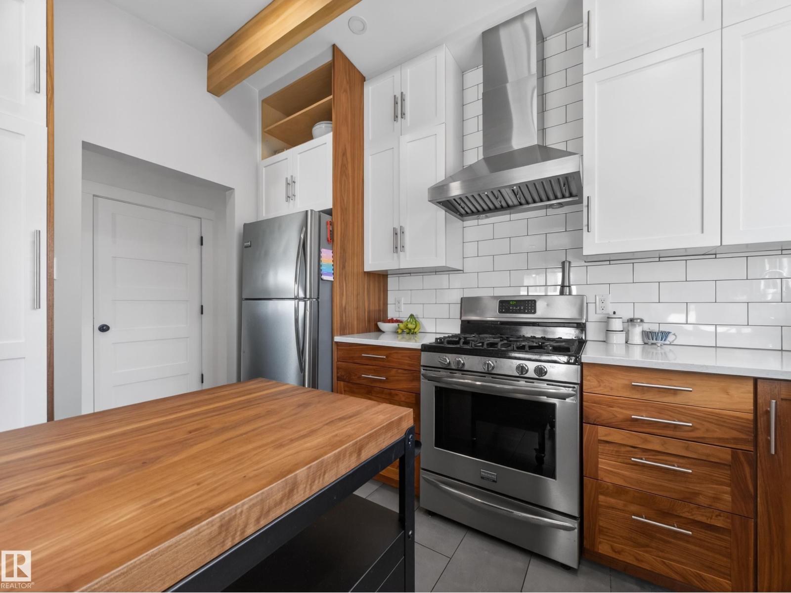 16105 84 Av Nw, Edmonton, Alberta  T5R 3Y4 - Photo 13 - E4484841