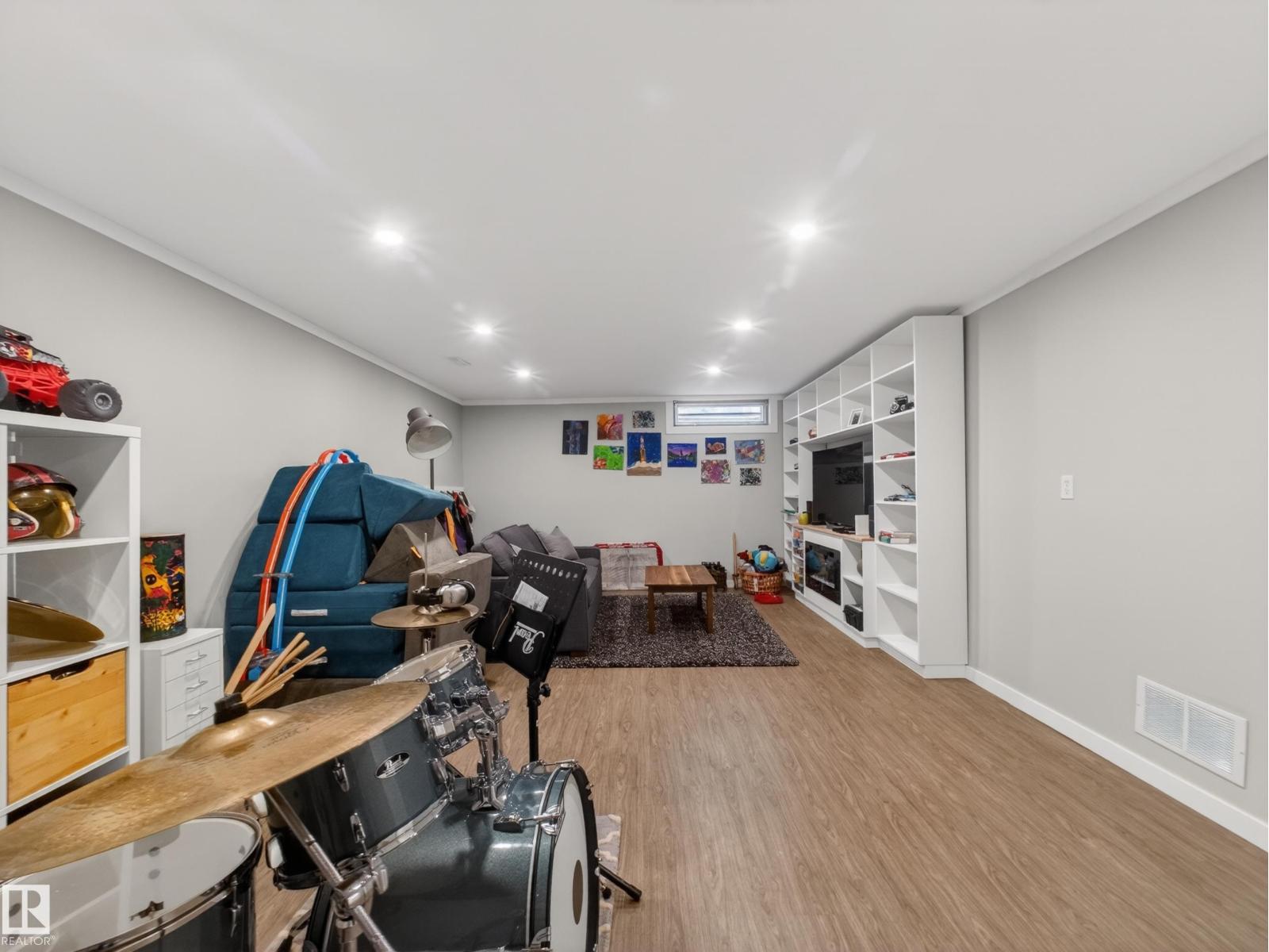 16105 84 Av Nw, Edmonton, Alberta  T5R 3Y4 - Photo 33 - E4484841