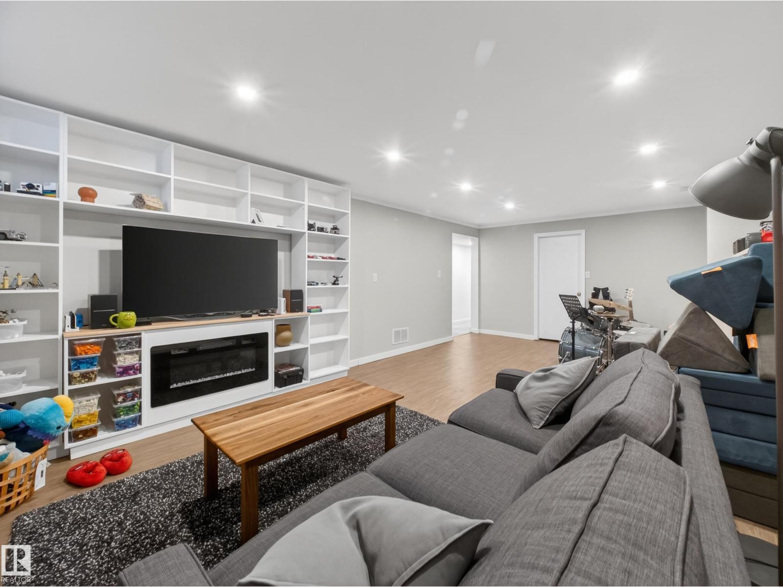 16105 84 Av Nw, Edmonton, Alberta  T5R 3Y4 - Photo 36 - E4484841