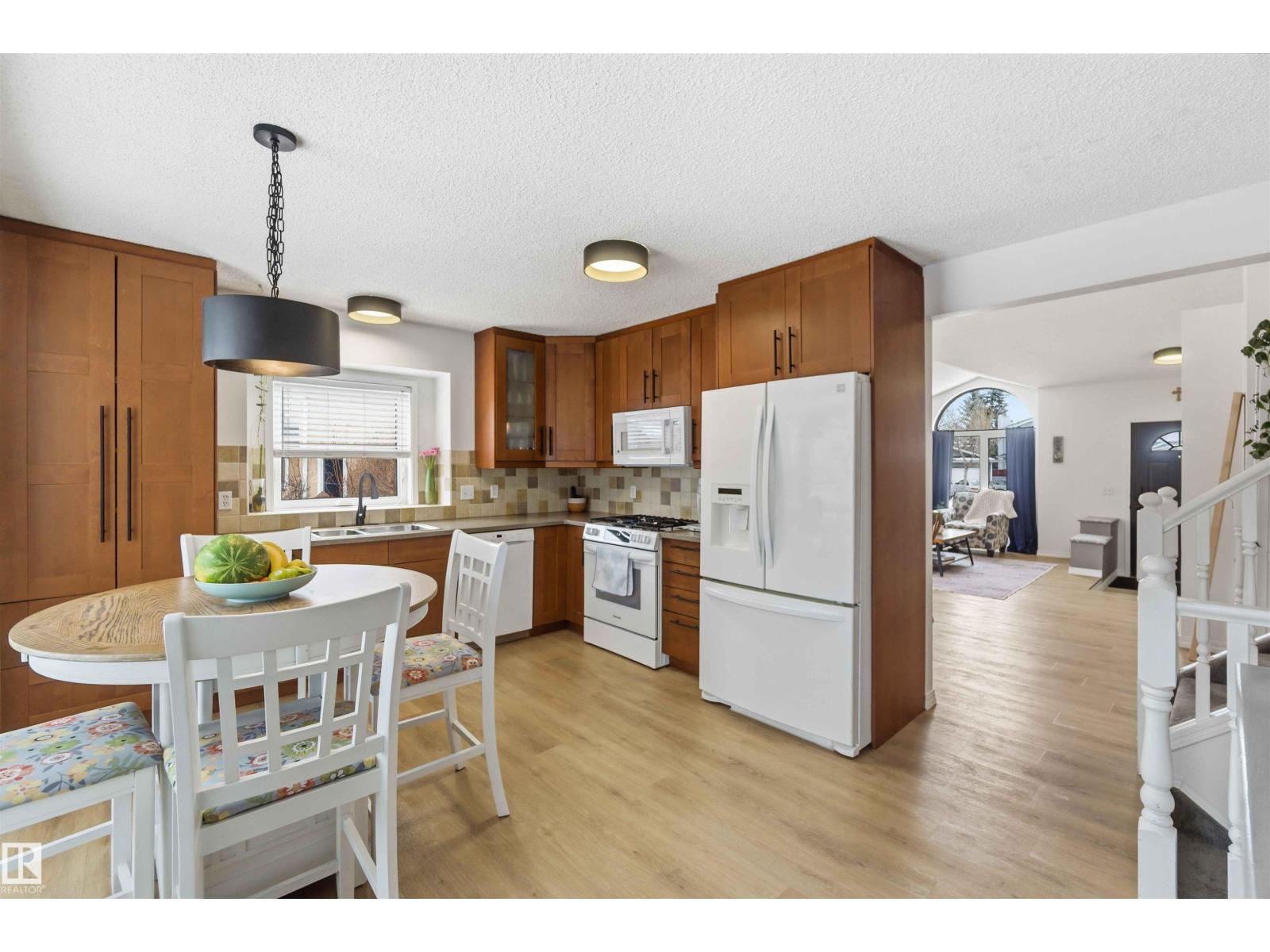 22 Donahue Cl, St. Albert, Alberta  T8N 5N7 - Photo 11 - E4484860